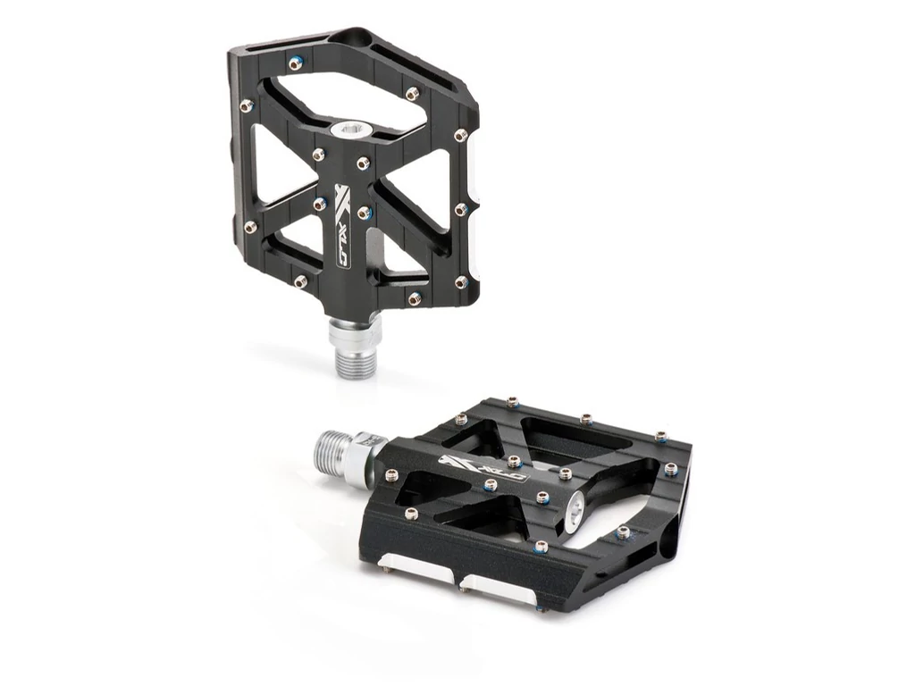 XLC PD-M12 MTB/Trekking Flat platform pedál, Color Edition, alu, fekete/ezüst