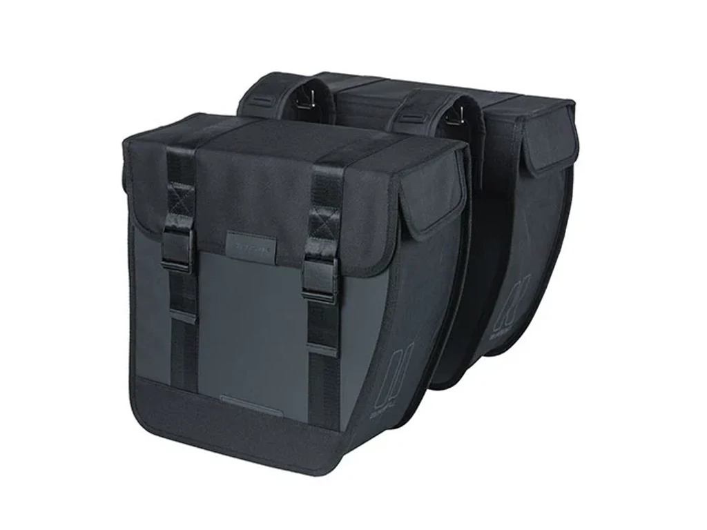 BASIL Tour Waterproof XL túratáska csomagtartóra - kétoldalas - vízálló - 35 liter - fekete