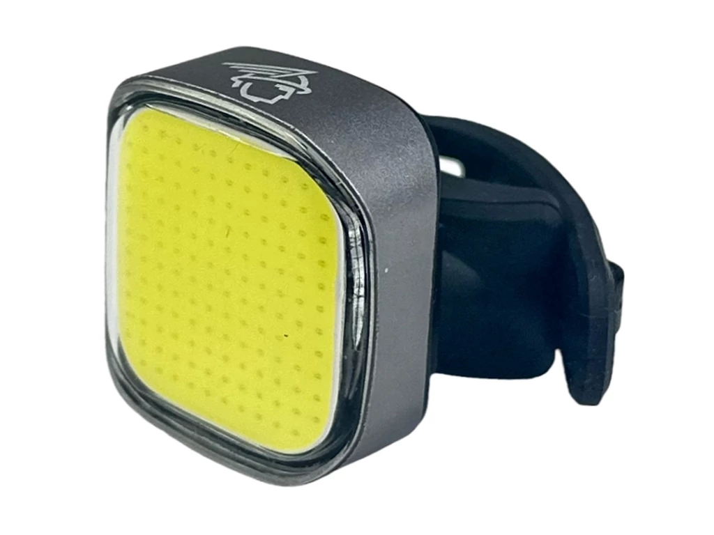VELOTECH 36 chipled  USB első lámpa / villogó - alu