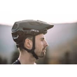 Kép 8/8 - KELLYS DARE II all-mountain/trail MTB kerékpáros sisak - dark grape