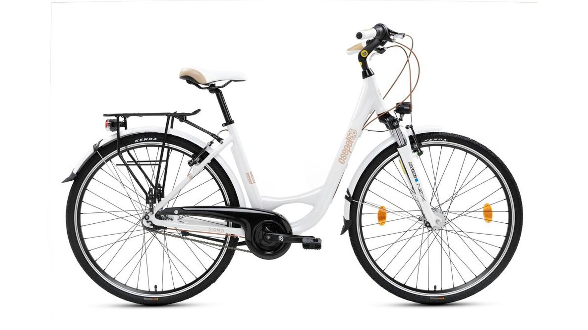 CSEPEL Signo 200 Női 28" N7 7 seb. agyváltós, kontrás női túra/trekking kerékpár, 19", fehér
