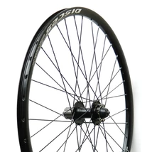 VELOTECH 700/29 DISC fűzött hátsó kerék, tárcsafékes, fekete