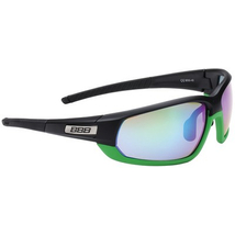 BBB Adapt kerékpáros sport napszemüveg - matt fekete-matt zöld keret MLC zöld lencse