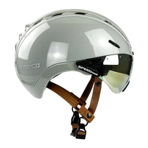 CASCO Roadster Plus városi kerékpáros sisak lencsével, sand shiny